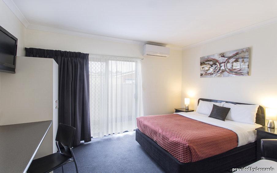 Motel Lonsdale 4*